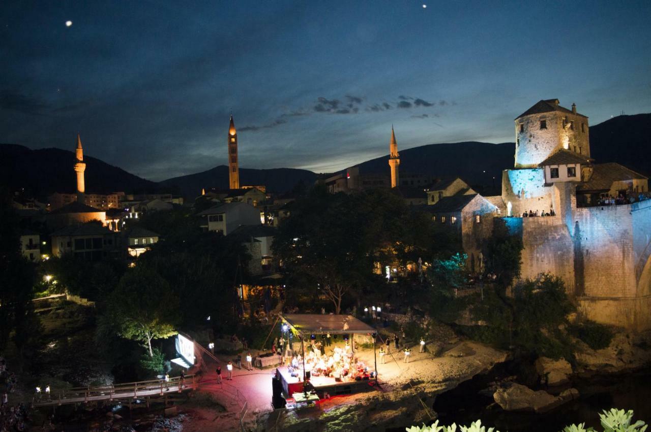 Next To The Old Bridge Apartments Mostar Exterior photo